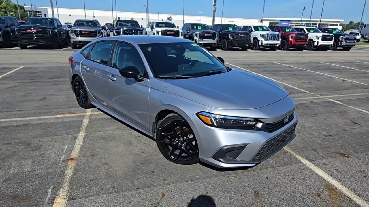 Used 2024 Honda Civic Sport image 2