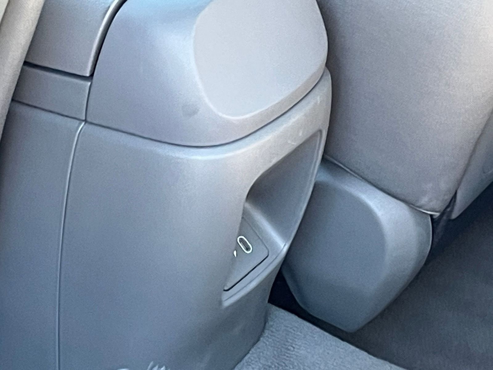 Used 2025 Hyundai Elantra SEL image 24