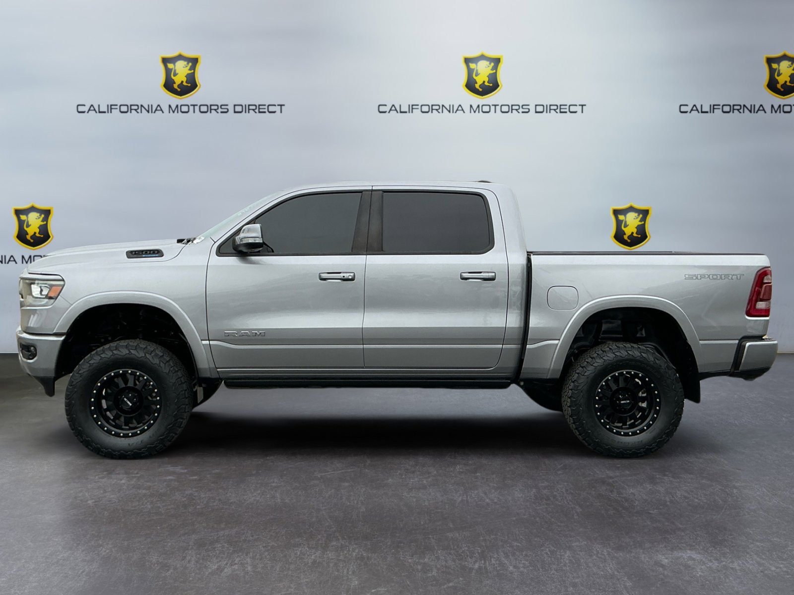 Used 2021 RAM 1500 Laramie w/ Sport Appearance Package image 7