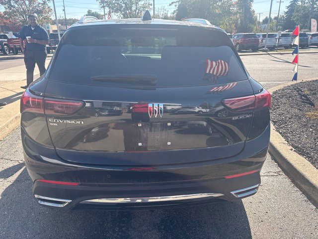 Used 2024 Buick Envision Preferred AWD/4WD image 5