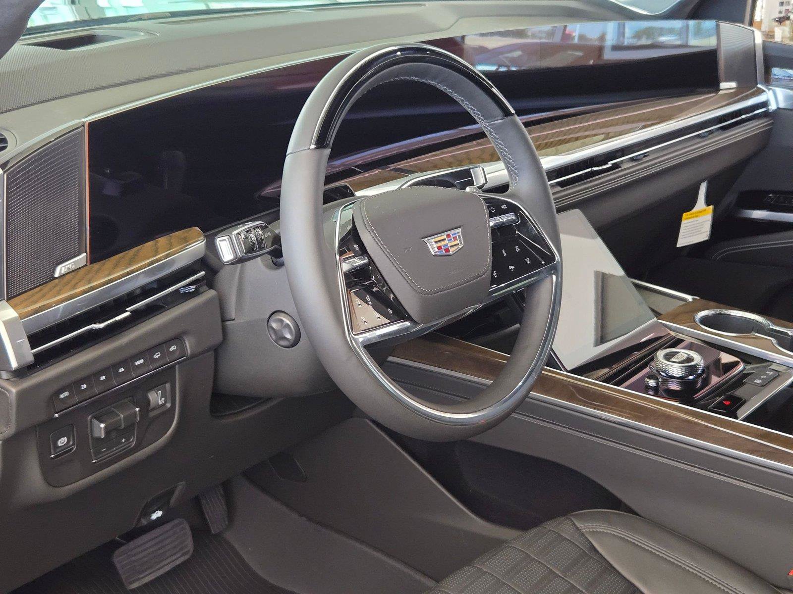 New 2026 Cadillac Escalade Platinum Sport w/ LPO, ONYX Package AWD/4WD image 9