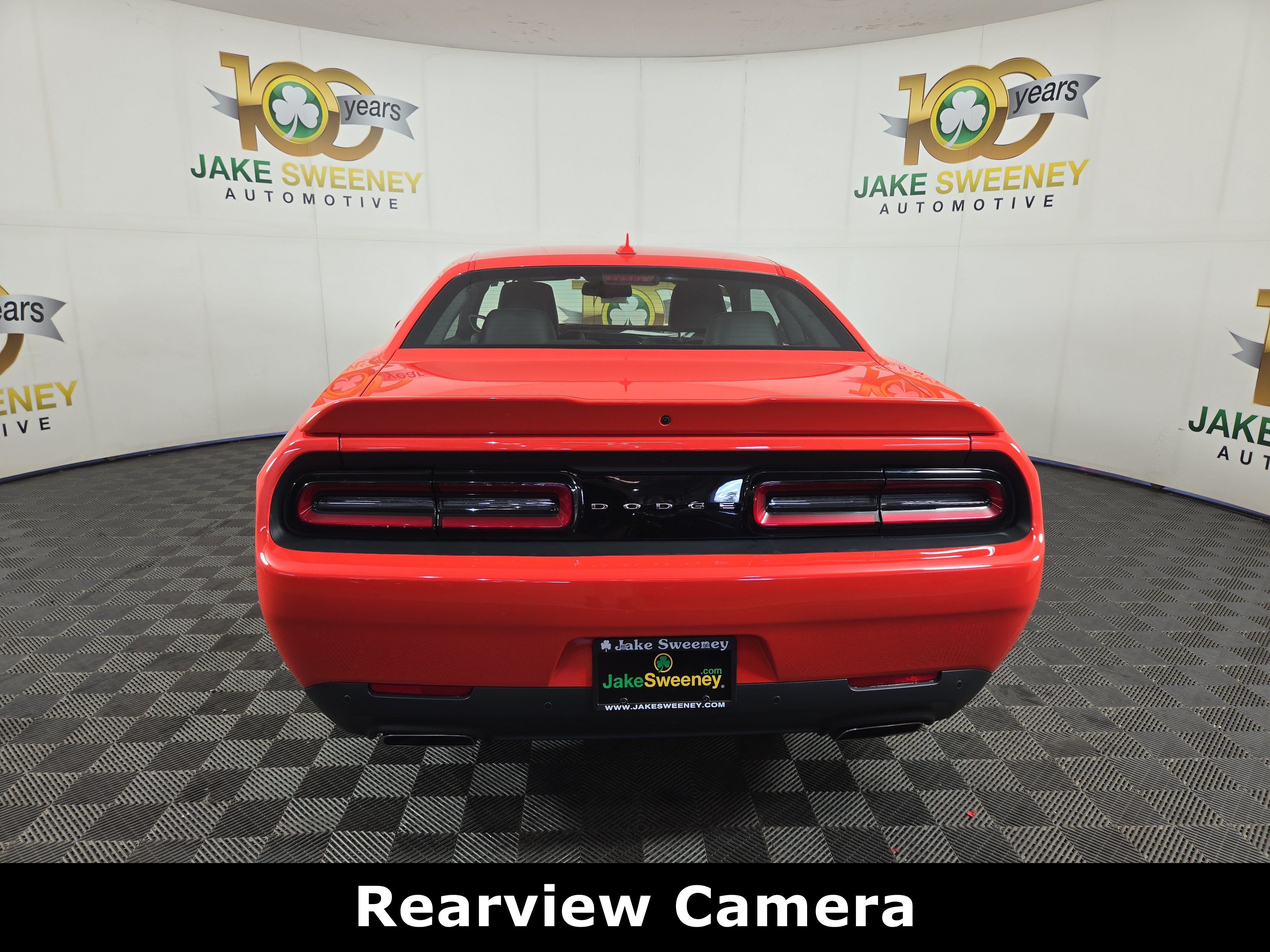 Used 2018 Dodge Challenger R/T Plus RWD image 9