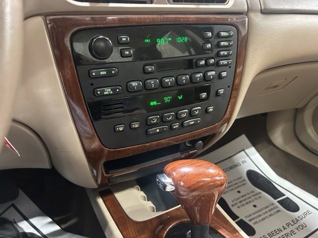 Used 2005 Ford Taurus SEL image 17