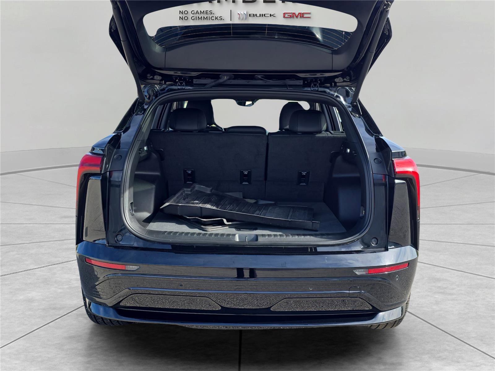 Used 2025 Chevrolet Blazer EV RS image 13