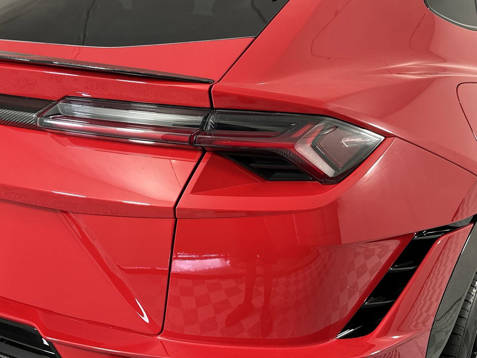 Used 2023 Lamborghini Urus Performante AWD/4WD image 26