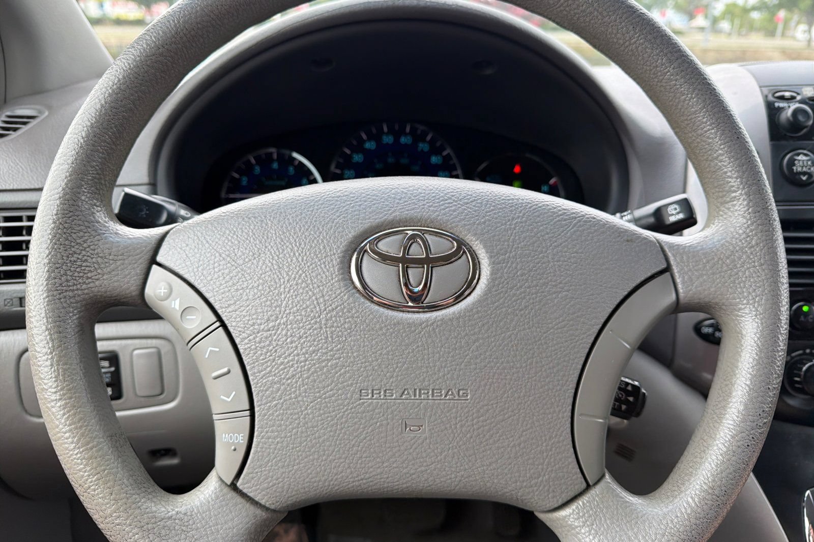 Used 2008 Toyota Sienna LE FWD image 34