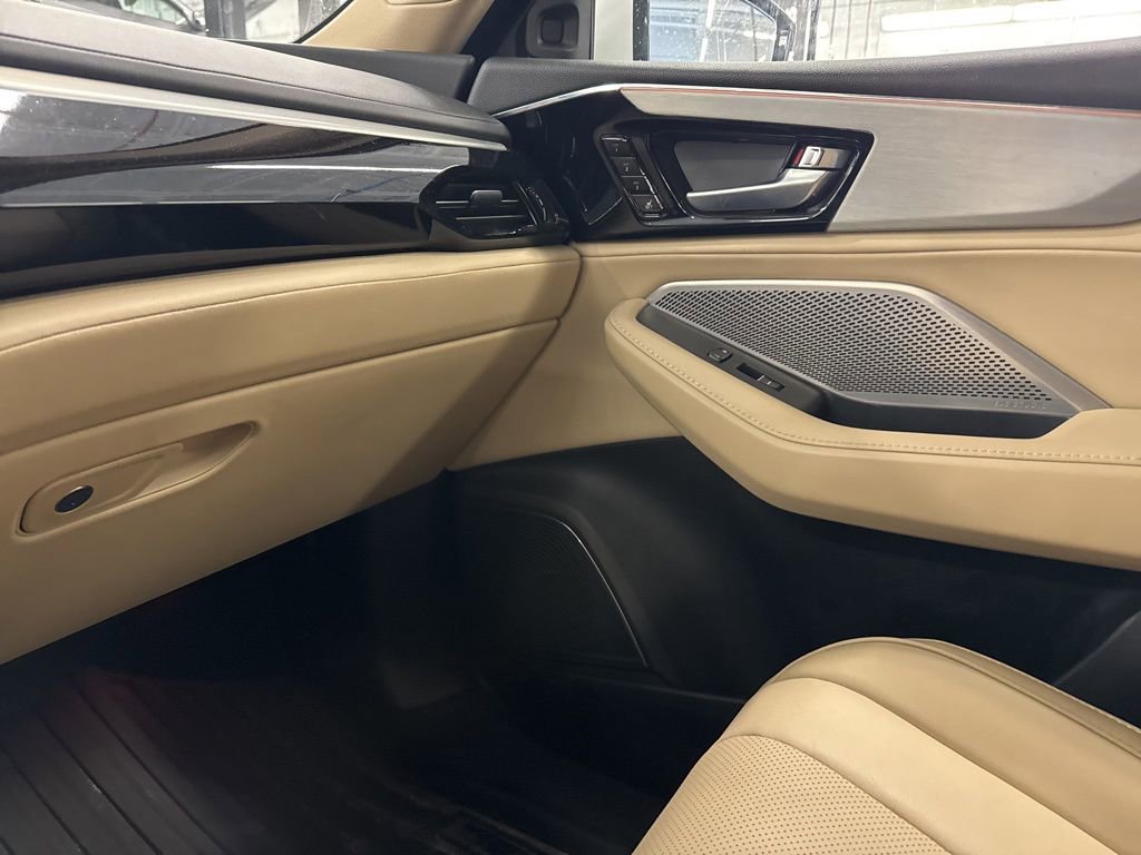 Used 2022 Acura MDX SH-AWD w/ Technology Package image 16