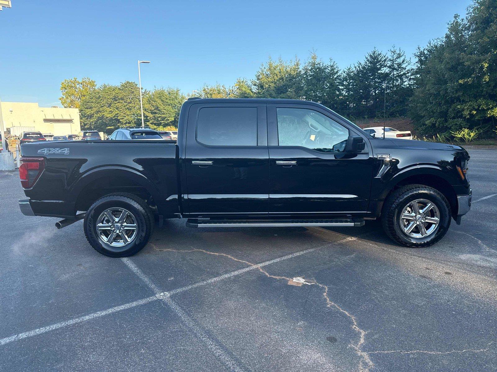 Used 2025 Ford F150 XLT w/ Equipment Group 301A Standard AWD/4WD image 5