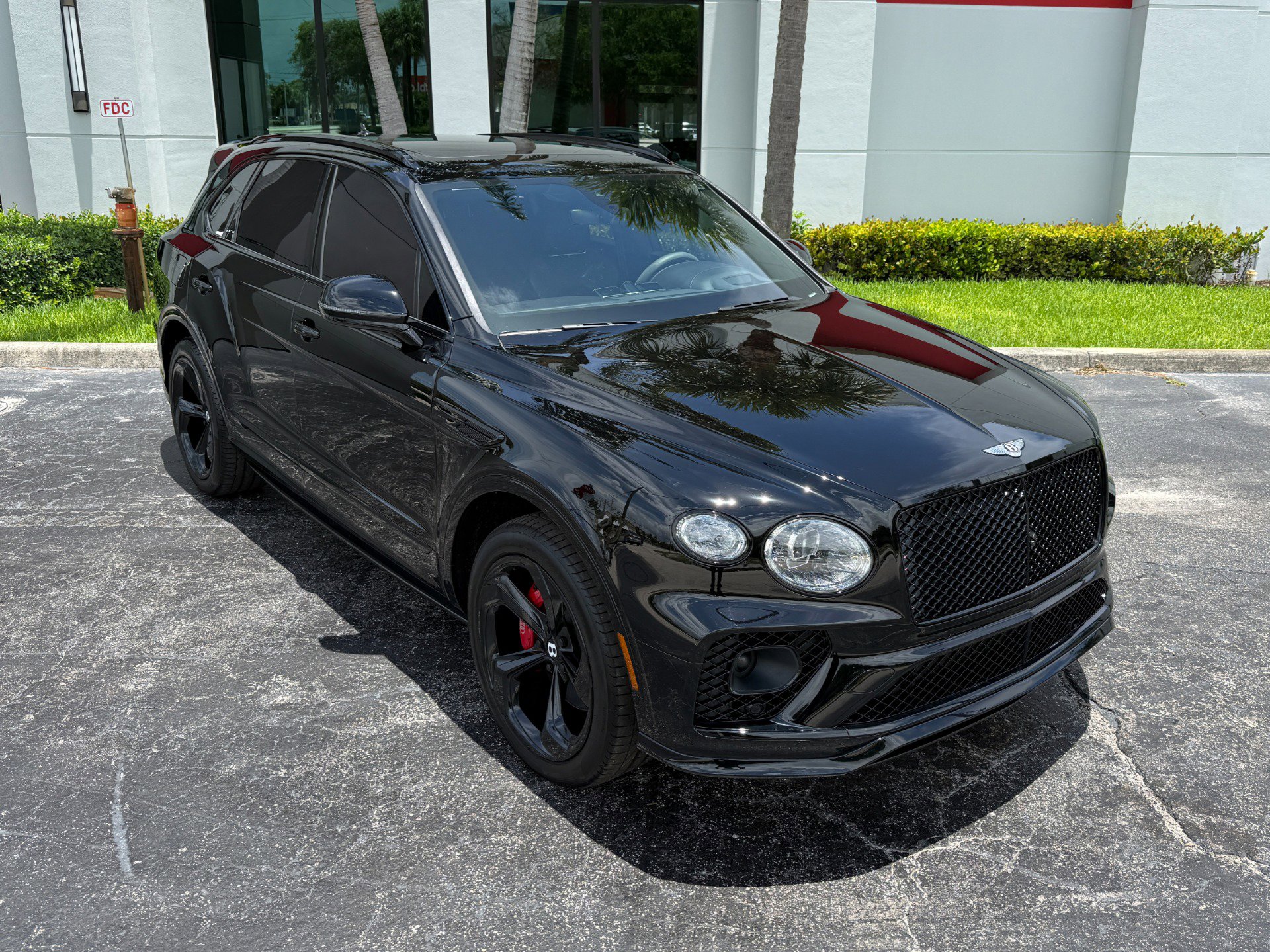 Used 2022 Bentley Bentayga AWD/4WD image 6
