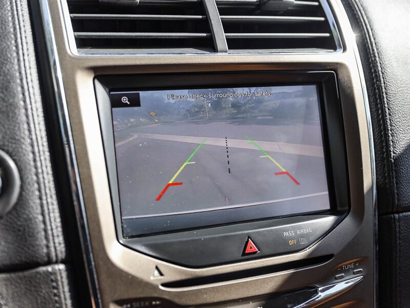 Used 2014 Lincoln MKX FWD w/ Equipment Group 102A image 28