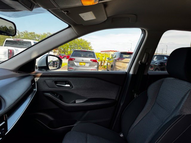 Used 2021 Nissan Rogue SV FWD image 26