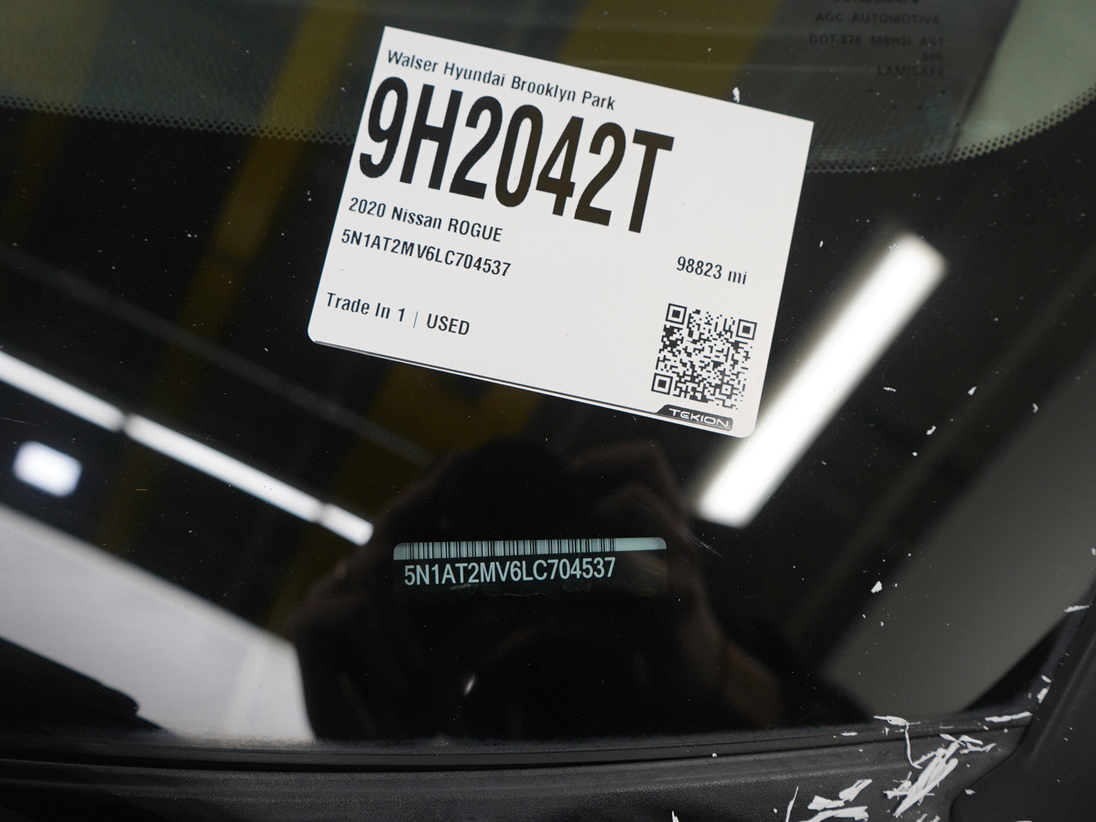 Used 2020 Nissan Rogue SV image 31