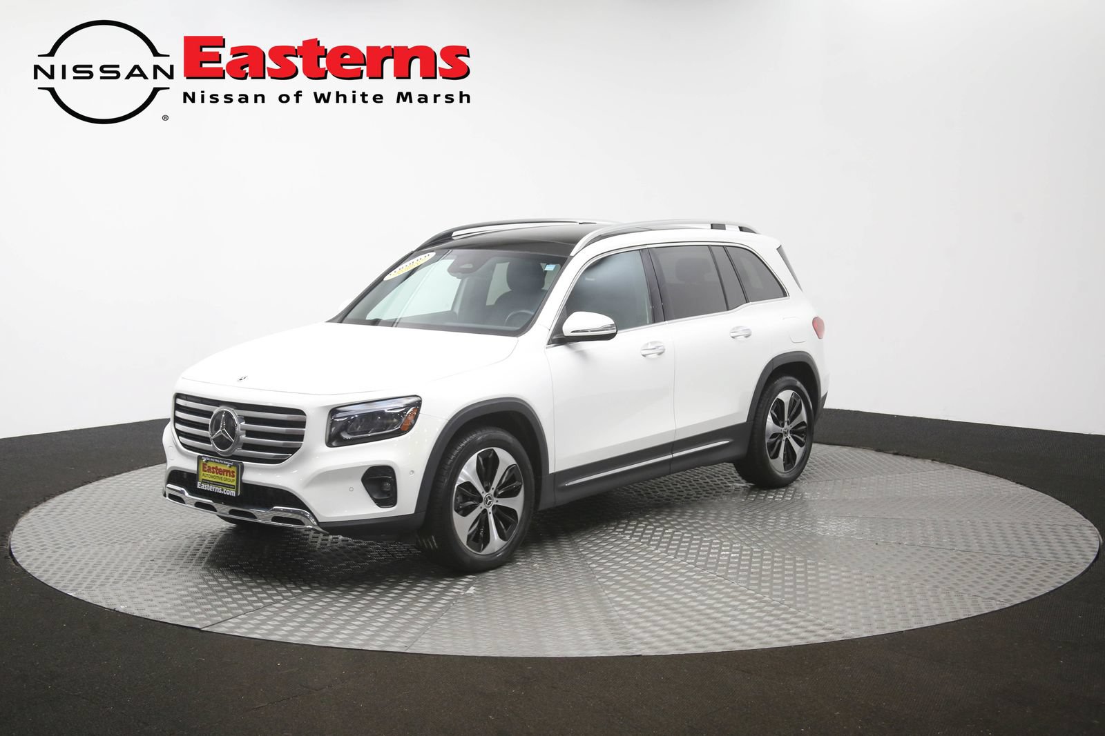 Used 2025 Mercedes-Benz GLB 250 w/ Exclusive Package image 58