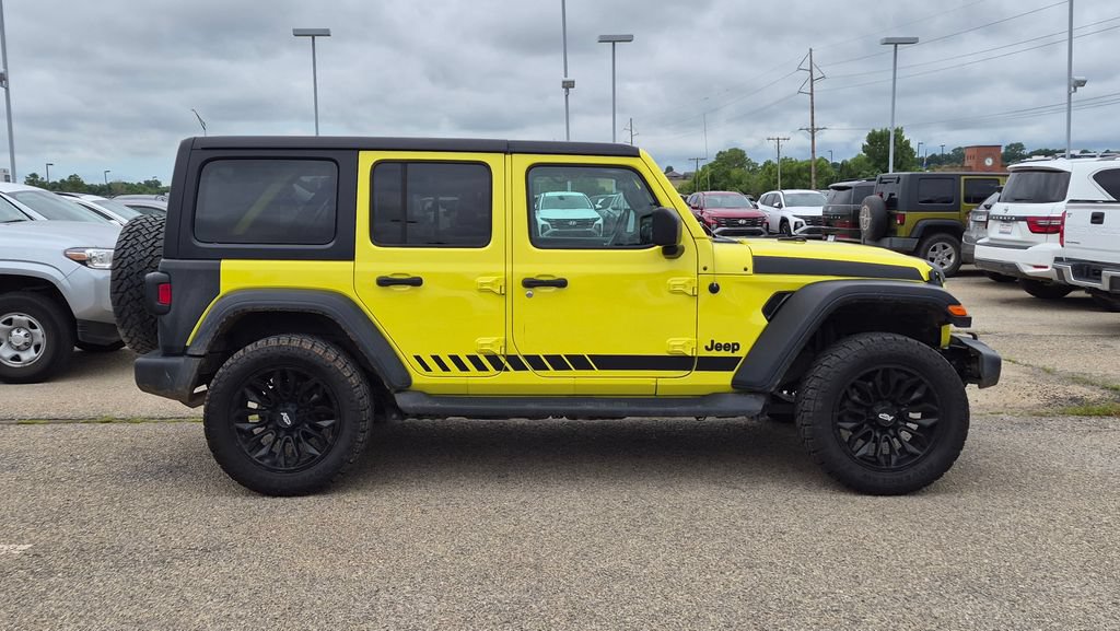 Used 2023 Jeep Wrangler Unlimited Sport AWD/4WD image 2