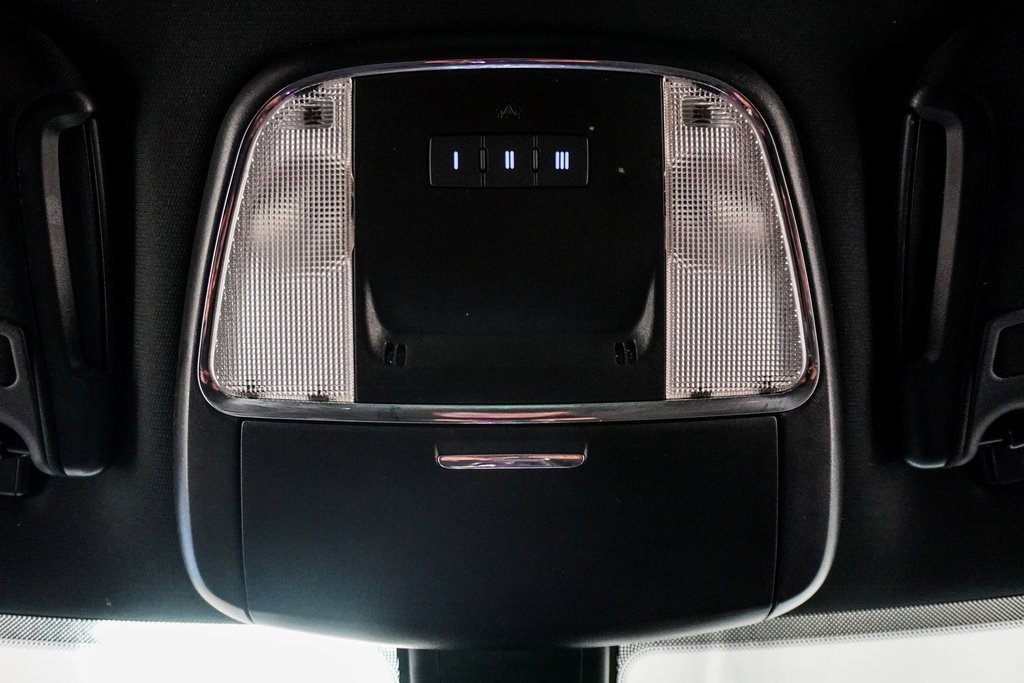 Used 2023 Dodge Charger Scat Pack w/ Harman/Kardon Audio Group image 28