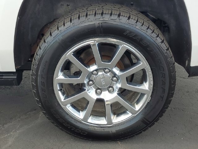 Used 2020 GMC Yukon Denali w/ Denali Ultimate Package AWD/4WD image 41