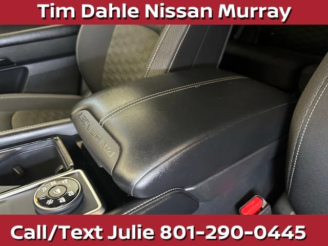 Used 2024 Nissan Pathfinder SV AWD/4WD image 31