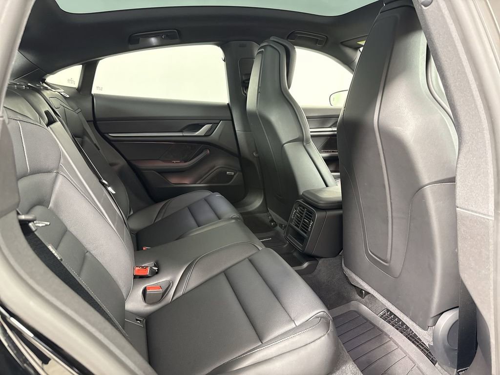 Certified 2025 Porsche Taycan image 26