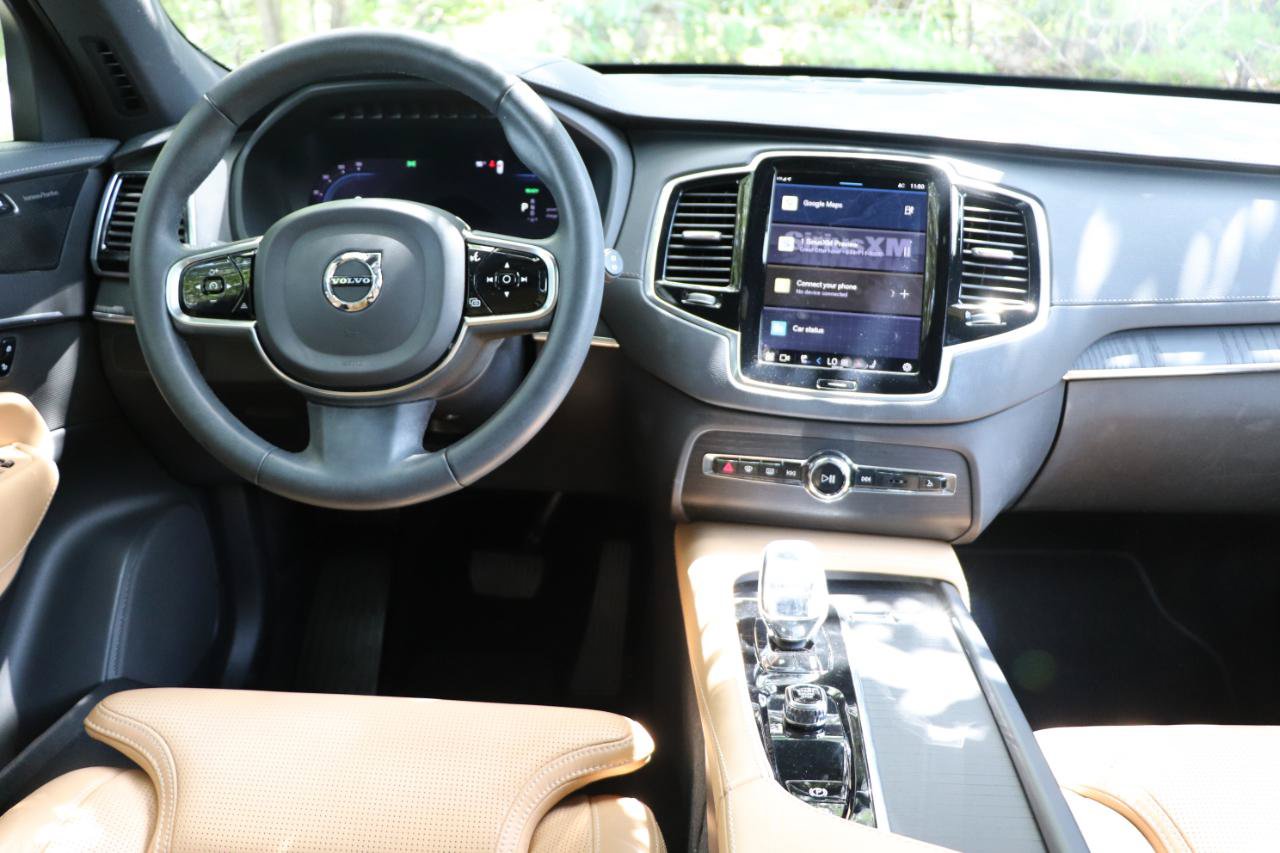 Used 2023 Volvo XC90 T8 Ultimate AWD/4WD image 22