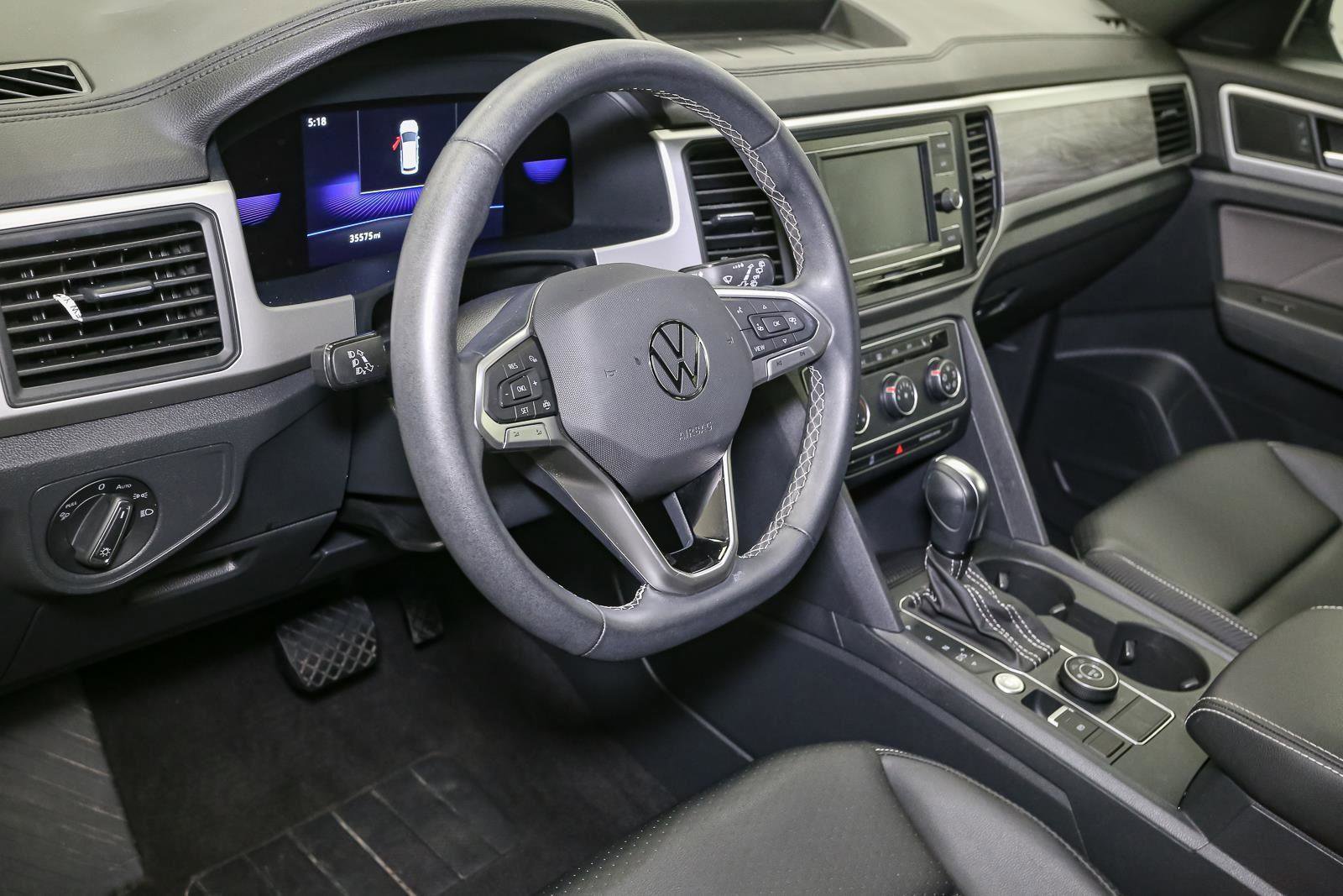 Certified 2023 Volkswagen Atlas Cross Sport SE image 24