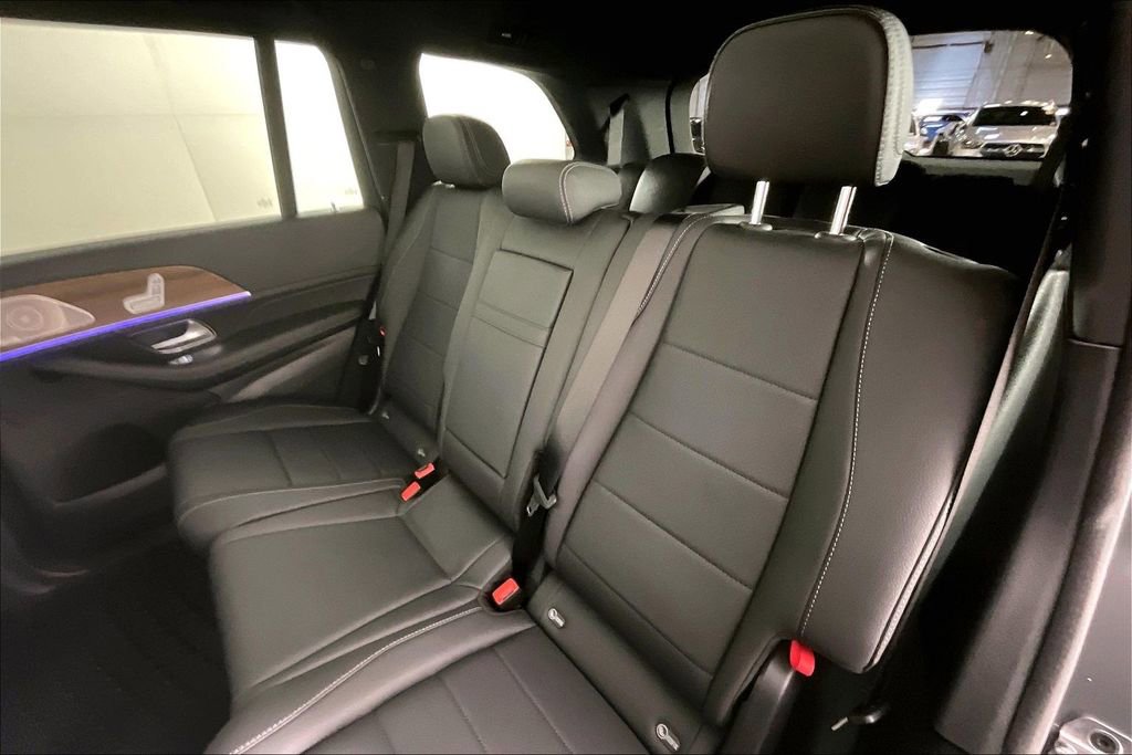 New 2025 Mercedes-Benz GLS 450 4MATIC image 10