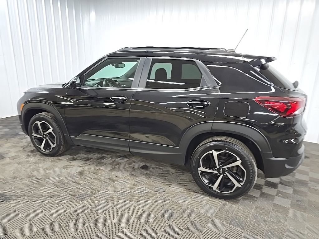 Used 2021 Chevrolet TrailBlazer RS w/ Convenience Package AWD/4WD image 4