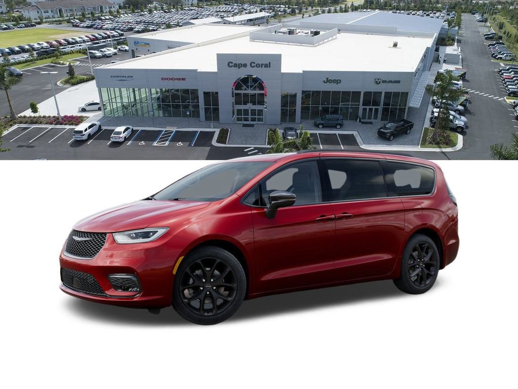 New 2026 Chrysler Pacifica Limited w/ Uconnect Theater Family Group image 2