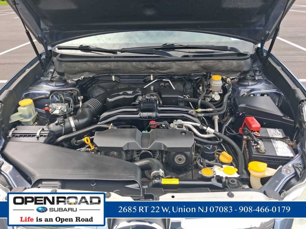 Used 2013 Subaru Outback 2.5i Premium w/ All-Weather Pkg AWD/4WD image 14