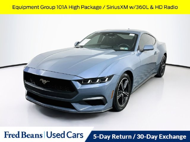 Used 2024 Ford Mustang Coupe RWD image 4