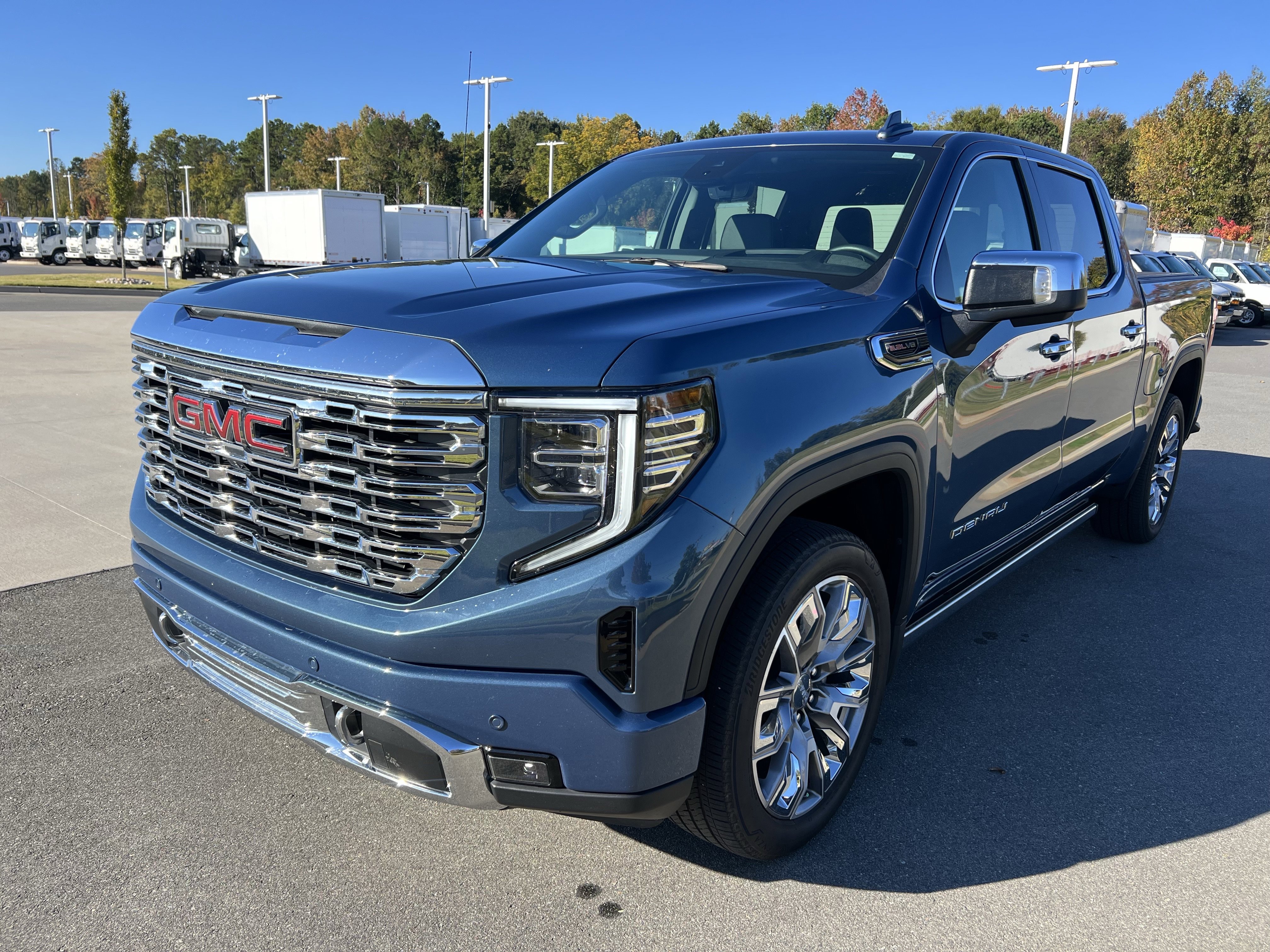 Used 2024 GMC Sierra 1500 Denali w/ Denali Reserve Package image 8