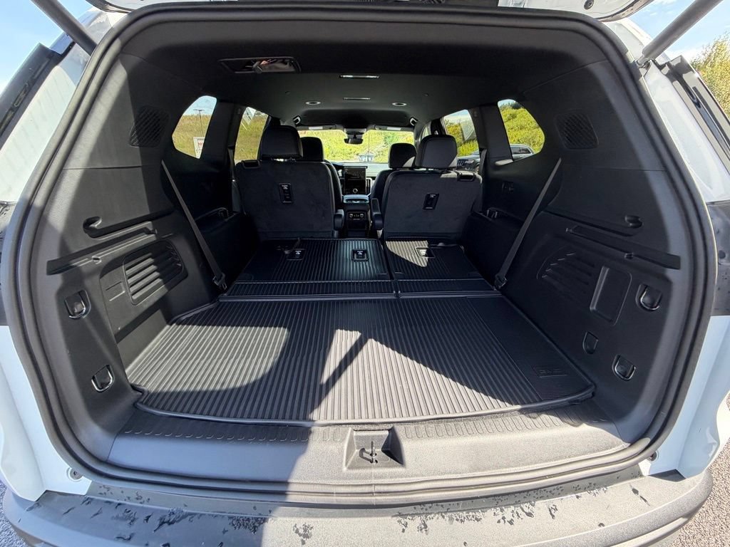 Used 2026 GMC Acadia Elevation w/ Elevation Premium Package AWD/4WD image 47