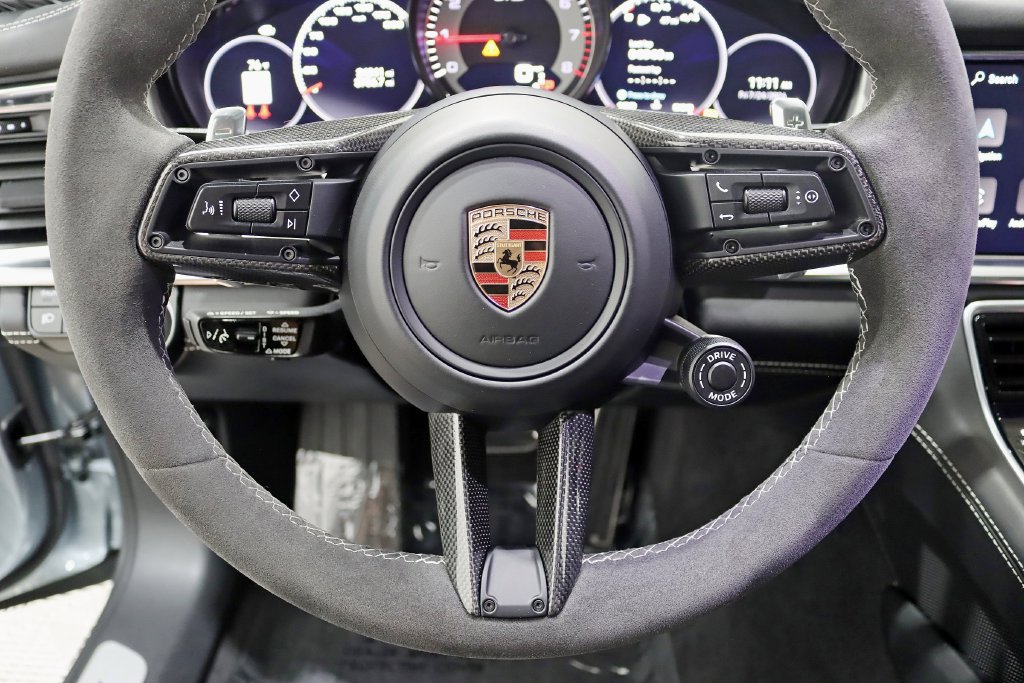 Used 2023 Porsche Panamera GTS AWD/4WD image 15