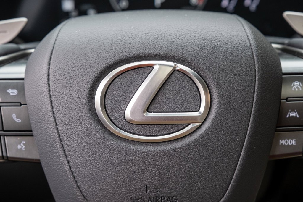 Used 2024 Lexus RX 350 Premium w/ Accessory Package (Z1) AWD/4WD image 21