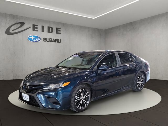 Used 2018 Toyota Camry SE FWD video 2