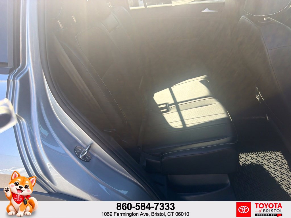 Used 2023 Volkswagen Tiguan SE R-Line AWD/4WD image 35