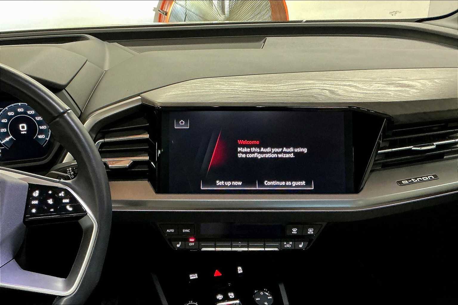 Used 2023 Audi Q4 e-tron Prestige w/ 20" Wheel Package image 9