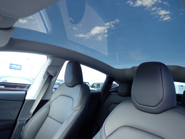 Used 2026 Tesla Model Y Long Range AWD/4WD image 16