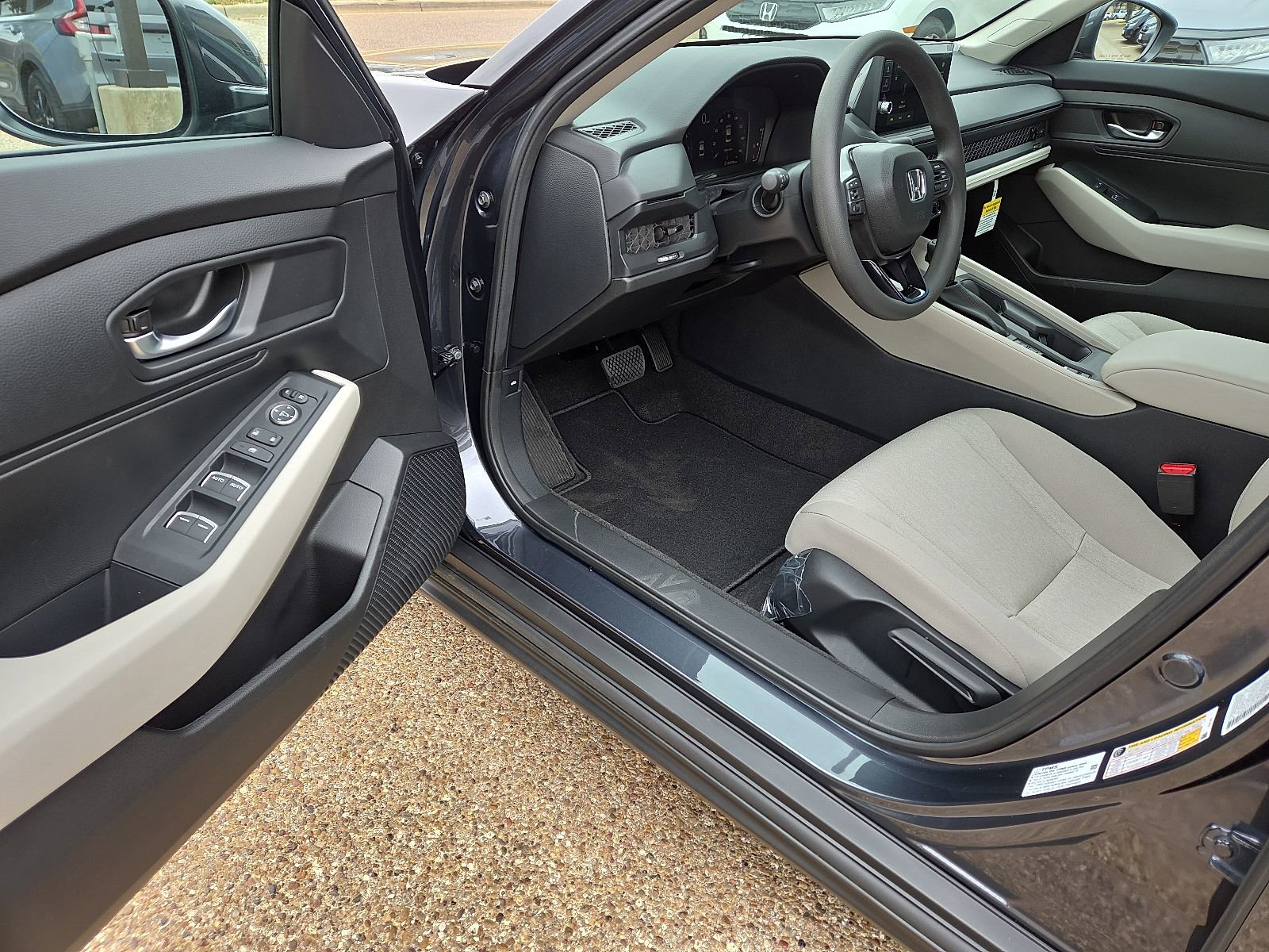 New 2026 Honda Accord LX image 9