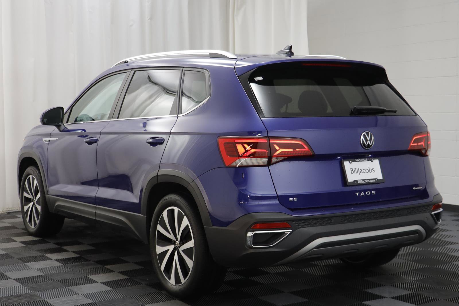 Used 2023 Volkswagen Taos SE image 14