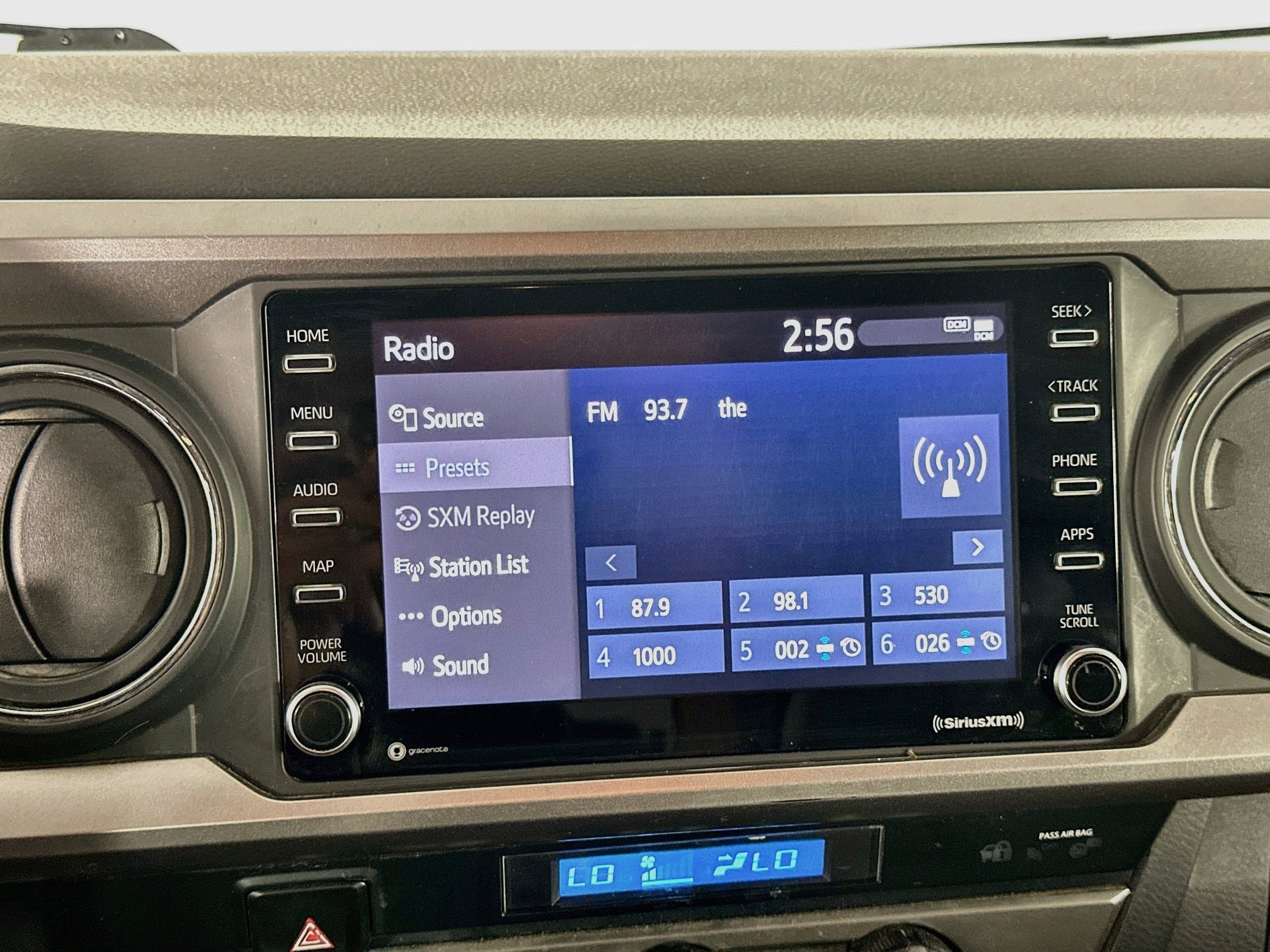 Used 2022 Toyota Tacoma SR5 w/ Technology Package RWD image 21