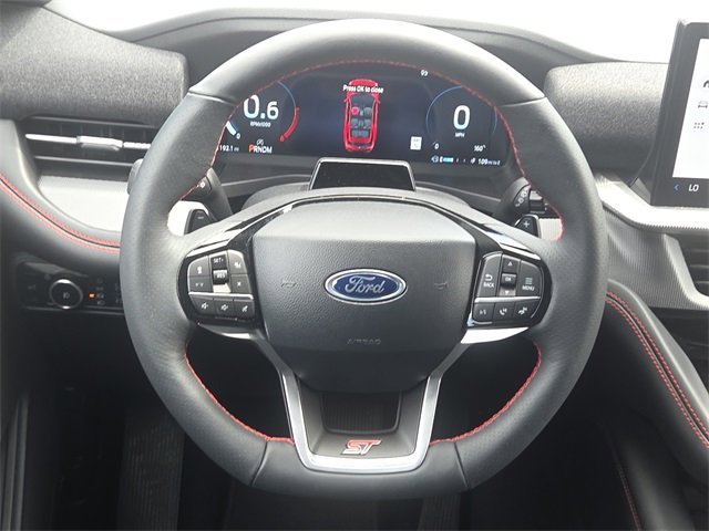 Used 2025 Ford Explorer ST image 13