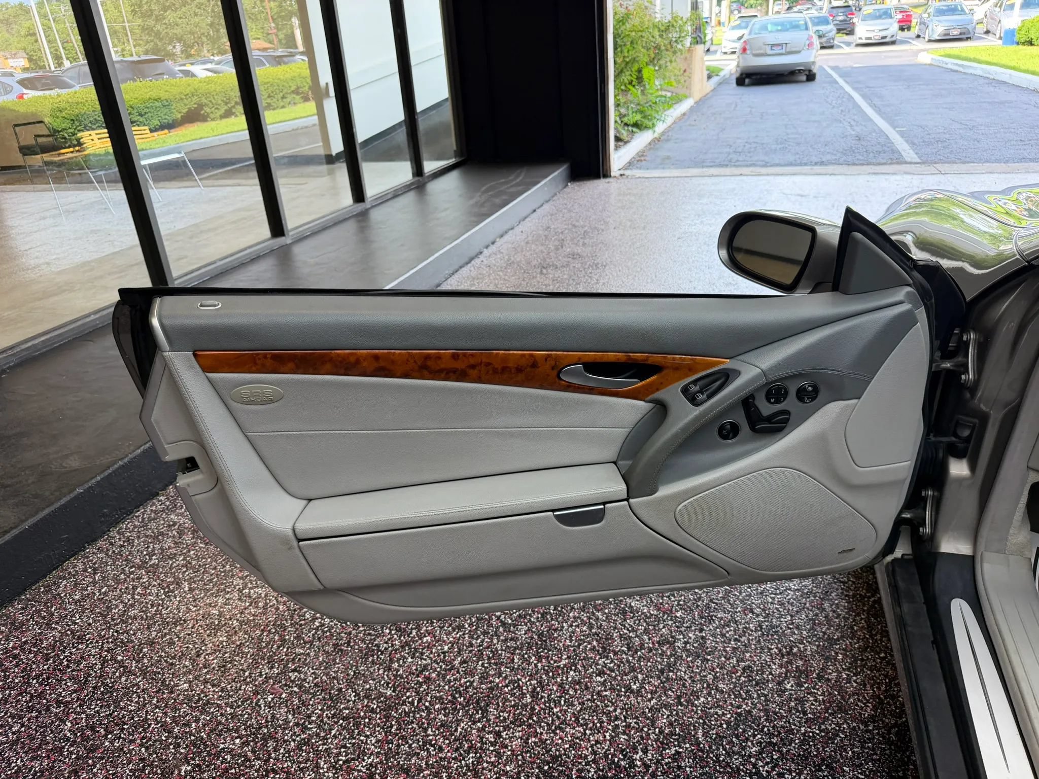 Used 2005 Mercedes-Benz SL 500 image 15