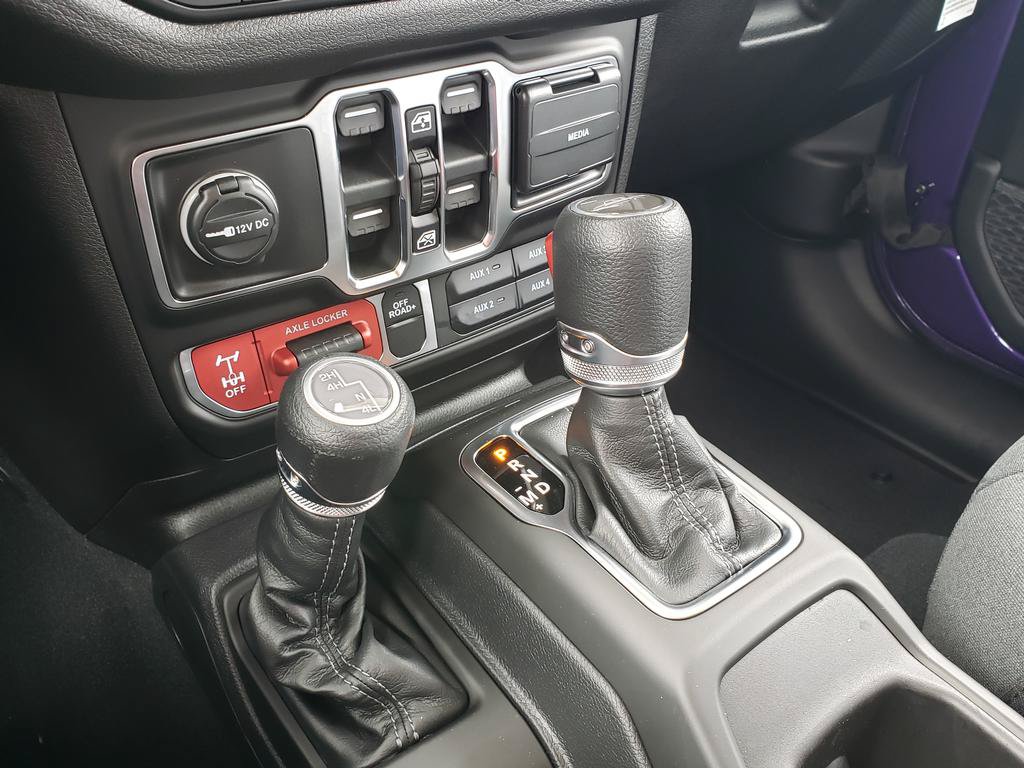New 2026 Jeep Gladiator Sport AWD/4WD image 19