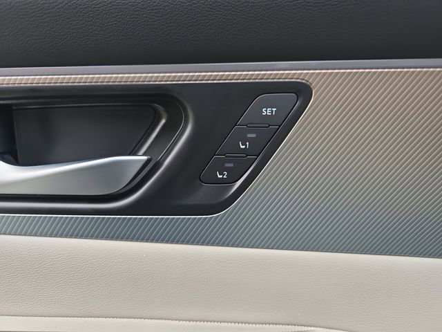 New 2025 Nissan Murano SL image 15