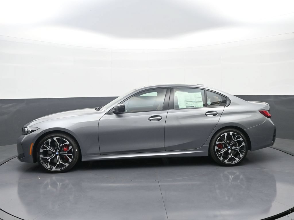 New 2026 BMW 330i xDrive Sedan w/ M Sport Package AWD/4WD image 4