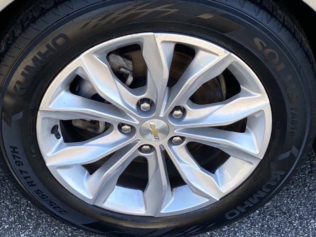 Used 2024 Chevrolet Malibu LT FWD image 24
