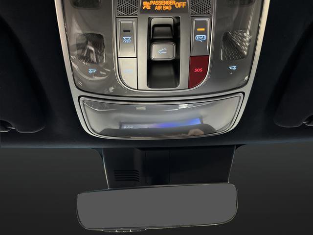 Used 2025 Genesis GV70 3.5T Sport w/ Sport Advanced Package image 28