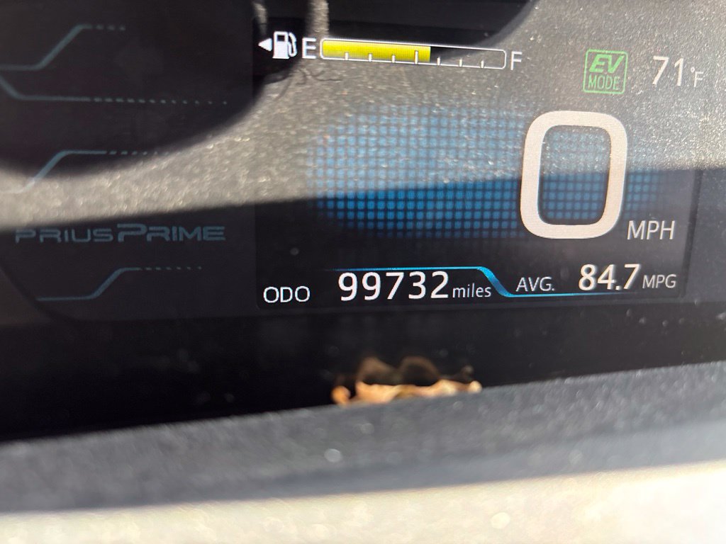 Used 2018 Toyota Prius Prime Premium FWD image 23