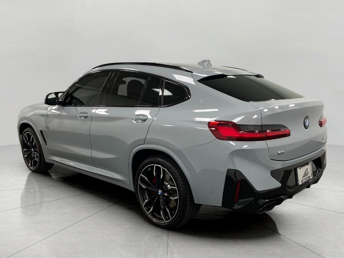 Certified 2024 BMW X4 M40i AWD/4WD image 41