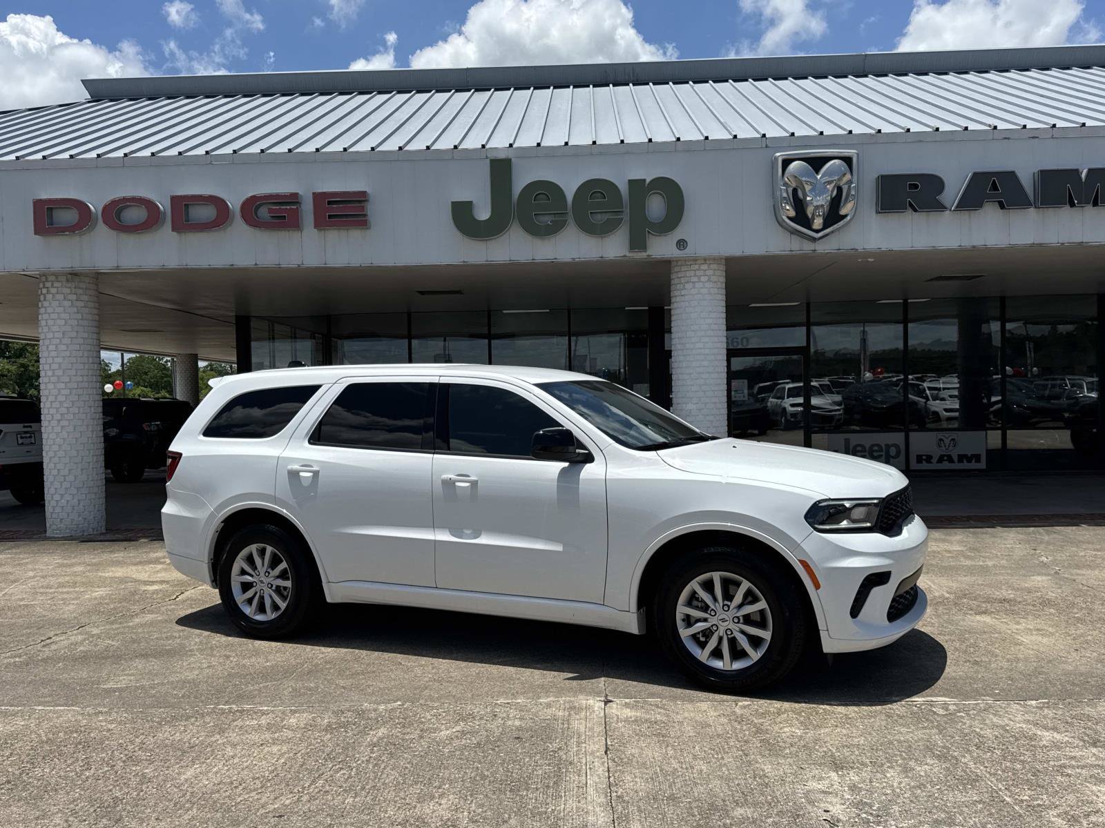 Used 2026 Dodge Durango GT RWD image 1